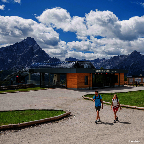 The long LEITNER station The long LEITNER station