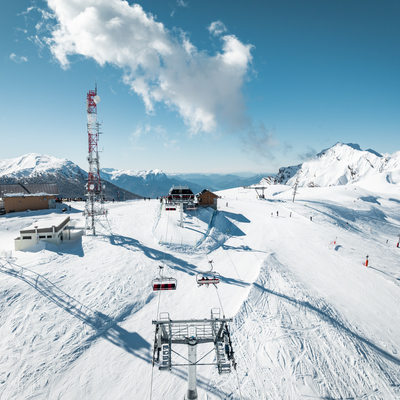 CD6 HOMME DE PIERRE CD6 HOMME DE PIERRE