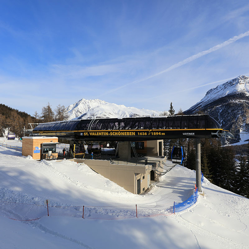 The LEITNER middle station The LEITNER middle station